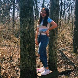 Meet your Posher, Talia